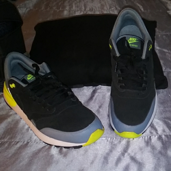 nike air odyssey mens